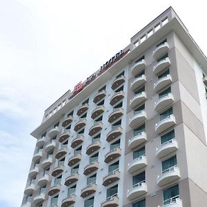 La Hotel